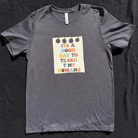 Bella Canvas “It’s A Good Day To Teach” // Size Medium - Picture 1 of 1